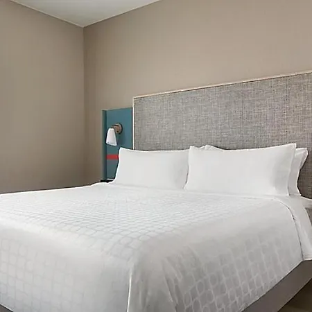 Avid Hotels - Detroit - Warren By Ihg Exterior foto